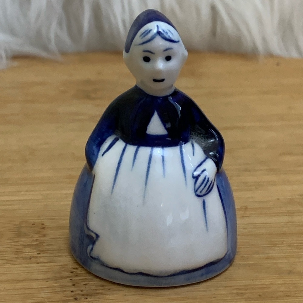 Delft Blue 84 Vintage Blue White 2 1/4" Hand Painted Dutch Porcelain Dinner Bell